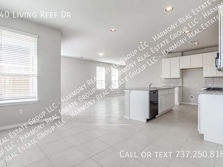 140 Living Reef Dr — Photo 9
