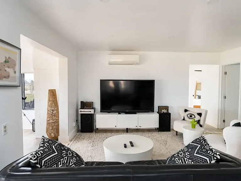 56290 Eureka Rd — Photo 12