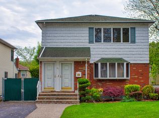 24 Penn Ave, Staten Island, NY 10306