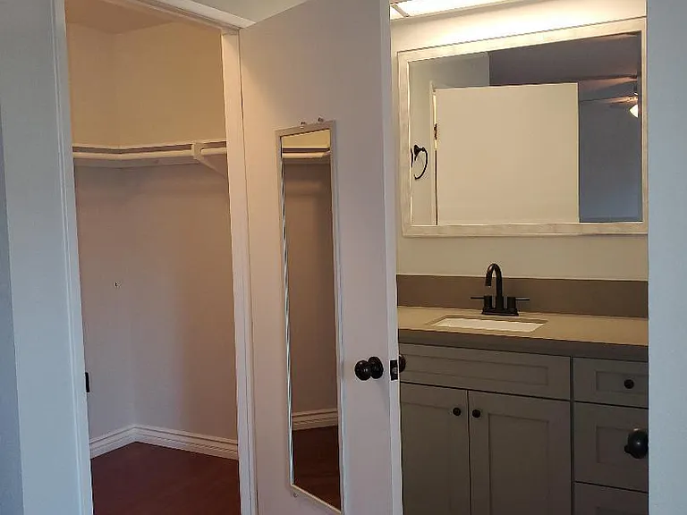 10119 Pinewood Ave — Photo 15
