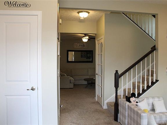 2nd image of 6515 Holly Ln
