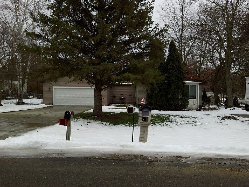 1st image of 1212 Cherry Ln