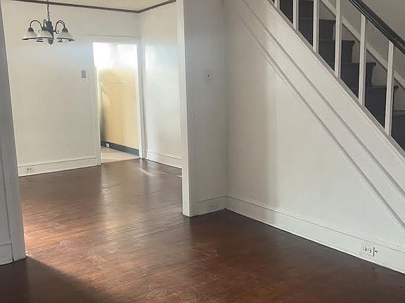 5th image of 5814 N American St