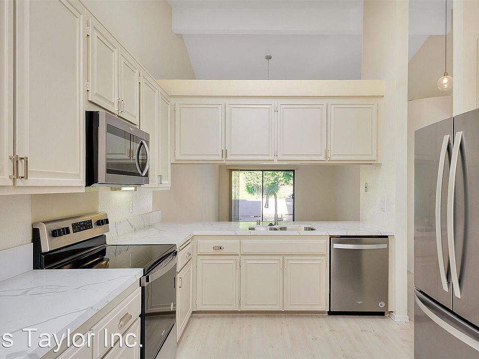 1st image of 17852 Avenida Cordillera Unit 33