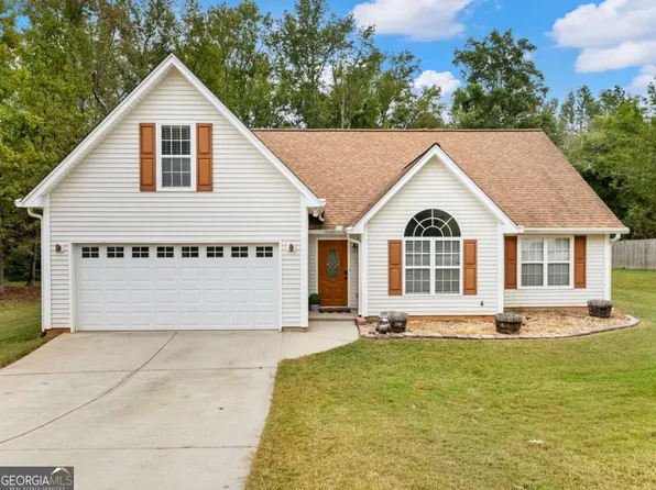 330 Joshua Way, Hoschton, GA 30548