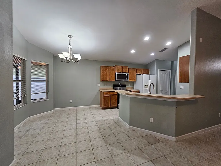 15230 Markham Dr — Photo 6