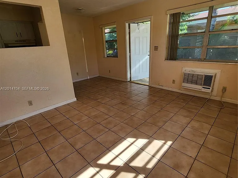 836 NW 2nd Ave #1 — Photo 8