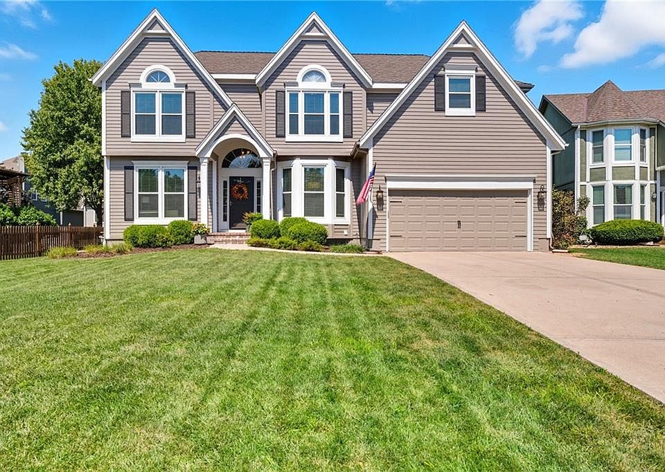 【K-HOUSE】 8002 W 131st Ter, Overland Park, KS 66213 | Zillow