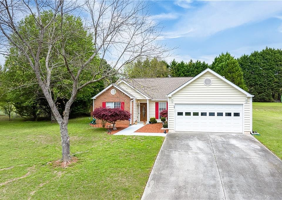 1st image of 1075 Big Haynes Dr