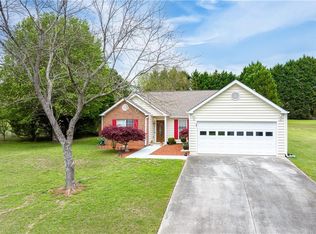1075 Big Haynes Dr, Grayson, GA
