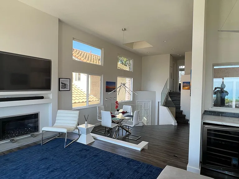 87 Palm Beach Ct — Photo 12