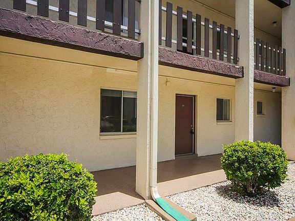 3rd image of 4011 Lake Bayshore Dr #C-106
