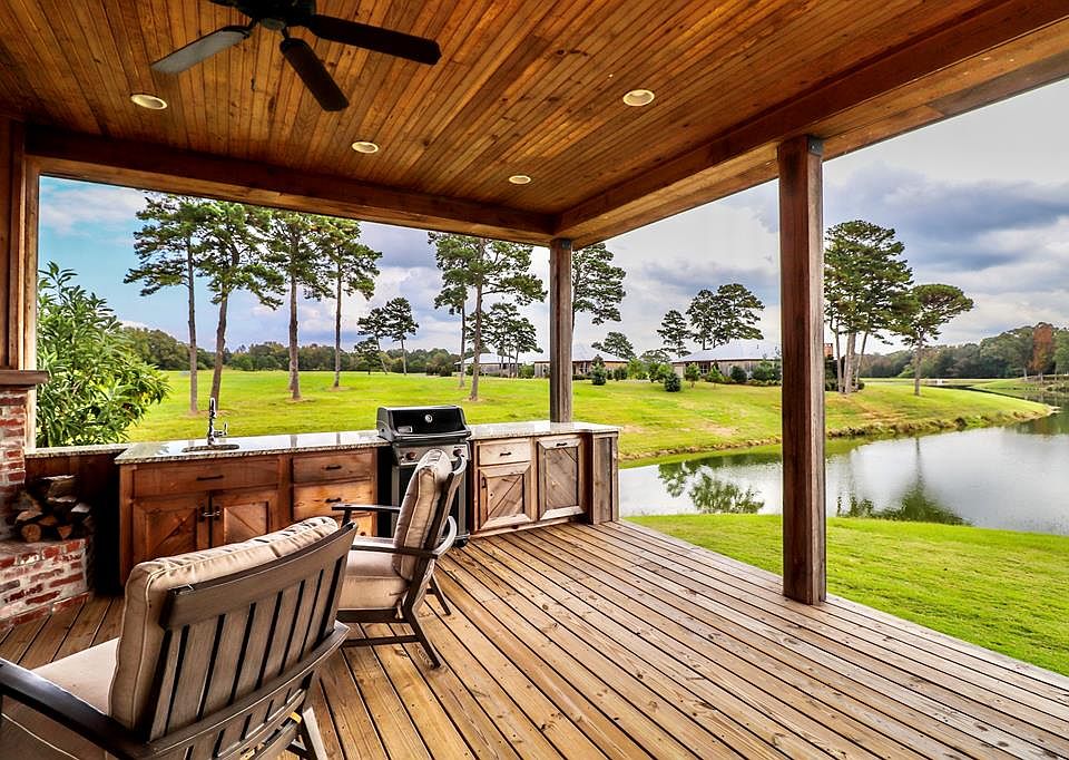 1st image of 223 Garden Ln