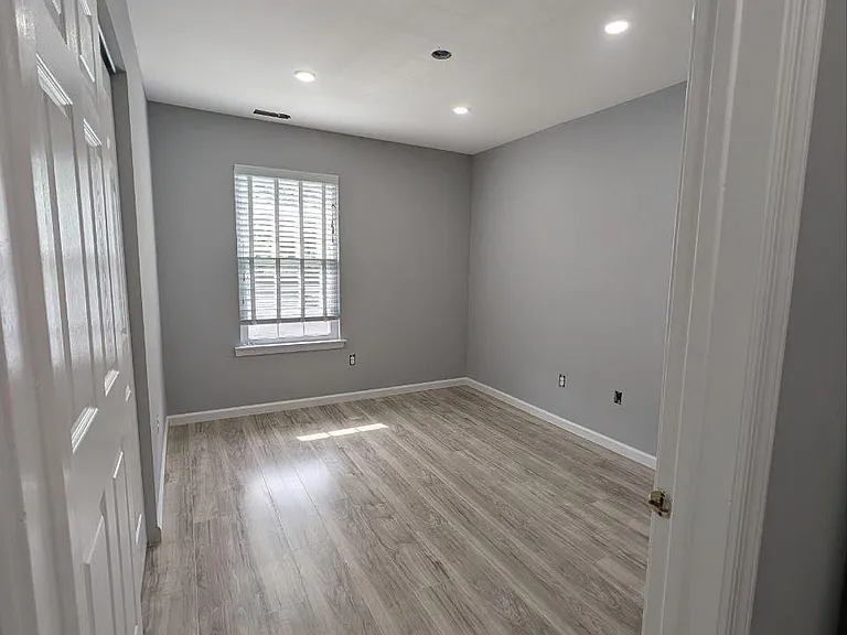 810 Diamond Dr #810 — Photo 9