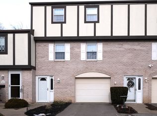45 Oxford Ct, Pittsburgh, PA