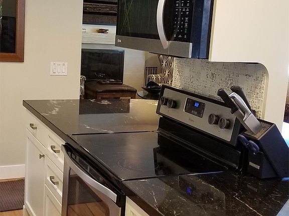 5th image of 6046 S Sanford Dr