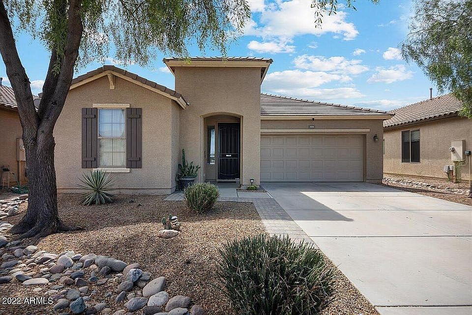 1st image of 1049 W Desert Glen Dr