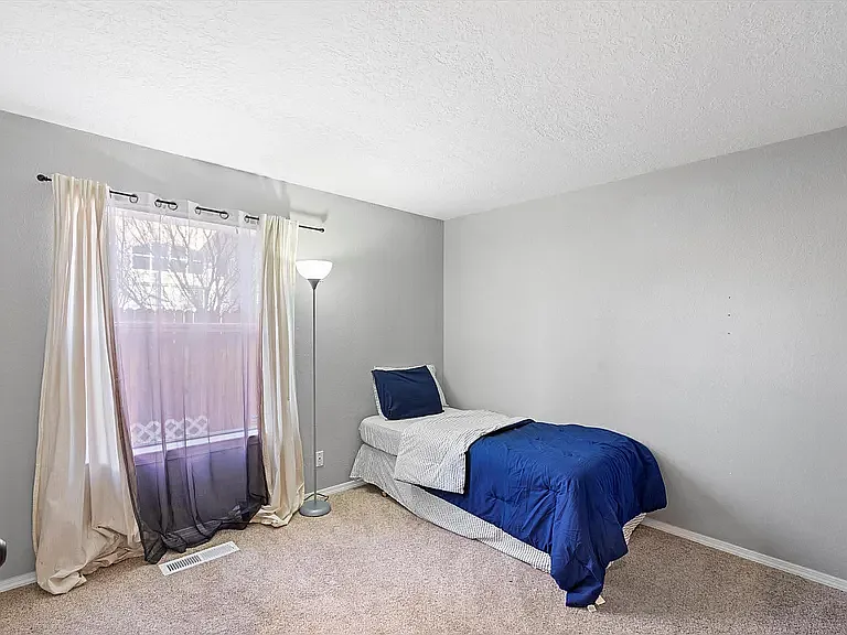 4805 Mesa Prieta Ct NW — Photo 9