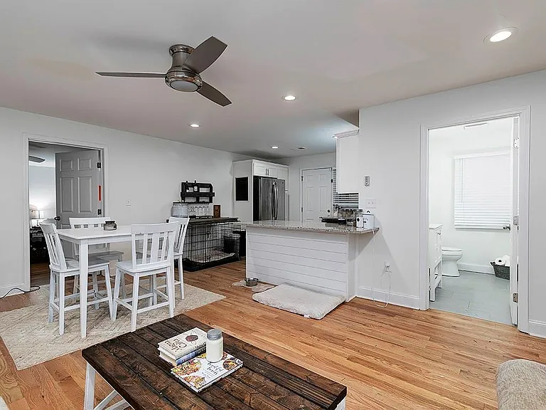 3940 Forrest Ct — Photo 6