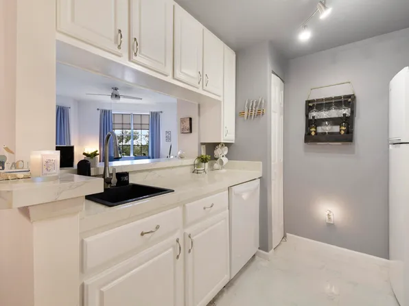 1050 Bella Vista Blvd APT 304, Saint Augustine, FL 32084