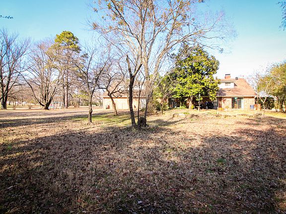 4th image of 111 W Harrell Dr