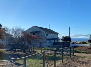 14957 Caspar Rd, Caspar, CA 95420