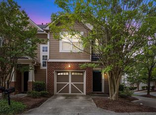 600 Baucom Grove Ct, Cary, NC 27519