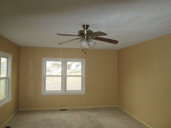 4th image of 1120 W 5th Ave