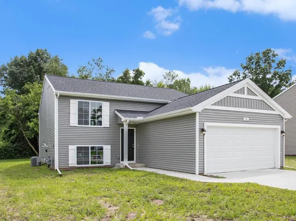 615 Oklahoma Dr, Three Rivers, MI 49093