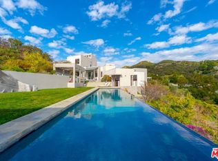 2960 Tuna Canyon Rd, Topanga, CA 90290