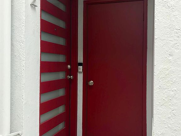 2nd image of 874 47th Ave APT 2