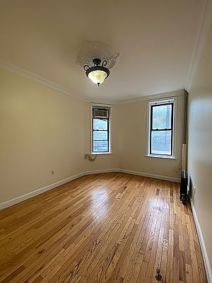 5th image of 102 Convent Ave APT 3
