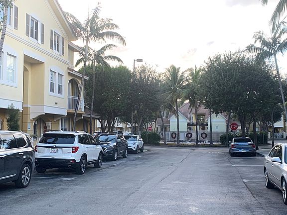 5th image of 8842 W Flagler St APT 201