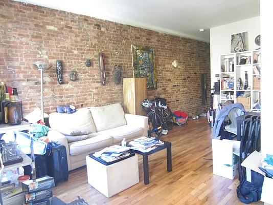 Rented by City Connections Realty | media 22