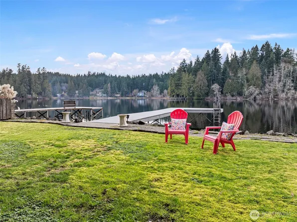 13095 Lake Shore Drive NW, Poulsbo, WA 98370