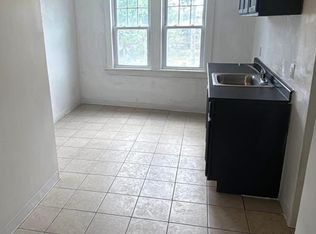 15404 Kinsman Rd #8, Cleveland, OH 44120