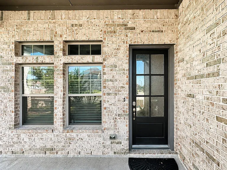 21018 Camberwell Beauty Ln — Photo 2