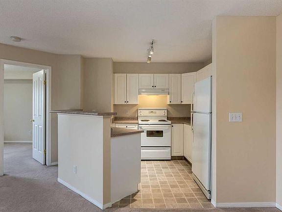 5th image of 1000 NE Citadel Meadow Point NW #312