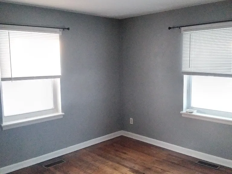 301 W South St #3 — Photo 2