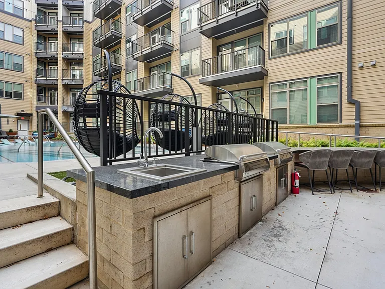 Link Apartments NoDa 36th — Photo 41