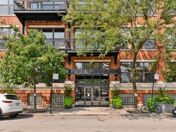 1040 W Adams St Unit 249, Chicago, IL 60607