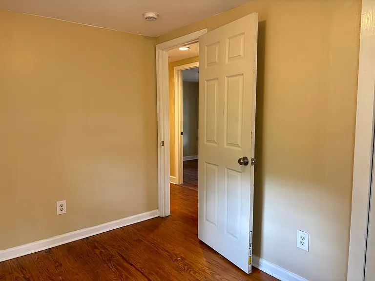 107 Sasportas Ln — Photo 25