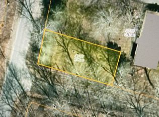 76 Paradise Dr, Brooklyn, CT 06234