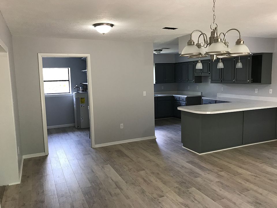 Kitchen and laundry from DR