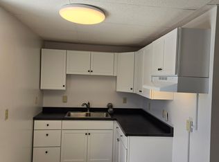 407 Liberty St #2R, Morris, IL 60450