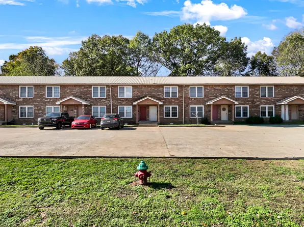 140 Darlene Dr, Clarksville, TN 37042