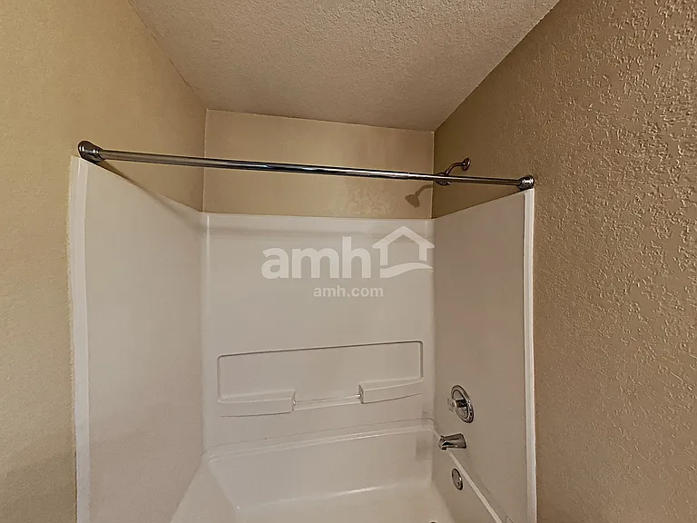 9331 Juniper Spg — Photo 16