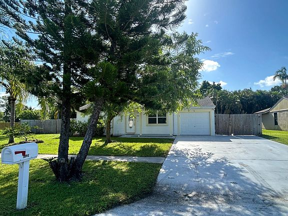 4th image of 8480 Michael Dr