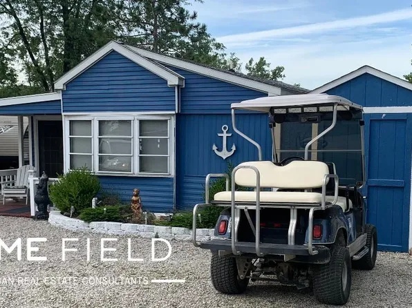10001 E Goodall Rd #337, Durand, MI 48429