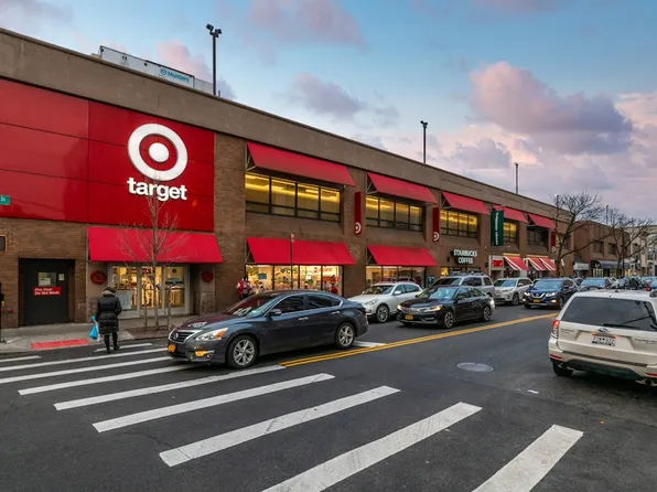 104-60 Queens Boulevard image 19 of 21